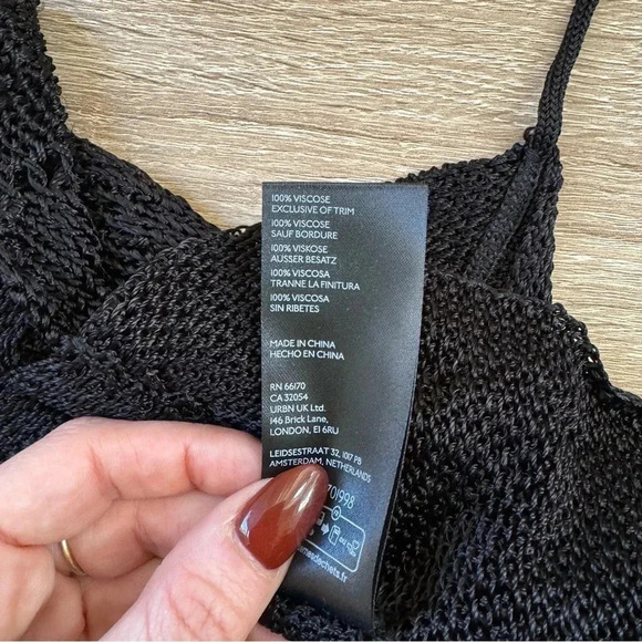 NWT Free People Knit Crochet Halter Top Shirt Black Small - Picture 4 of 8